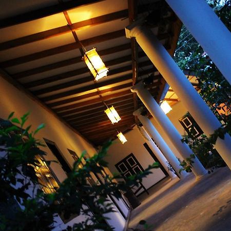 סיגירייה The Courtyard Villa מראה חיצוני תמונה